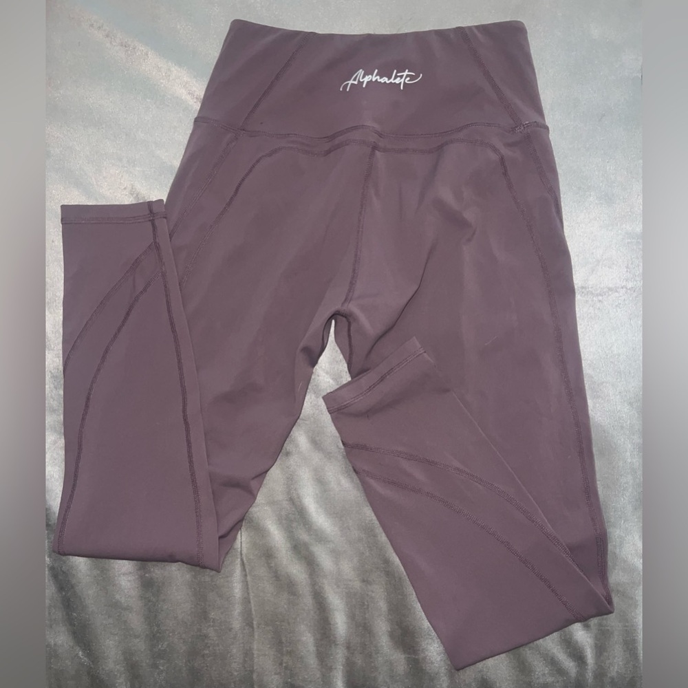 Alphalete Pulse Surge Leggings